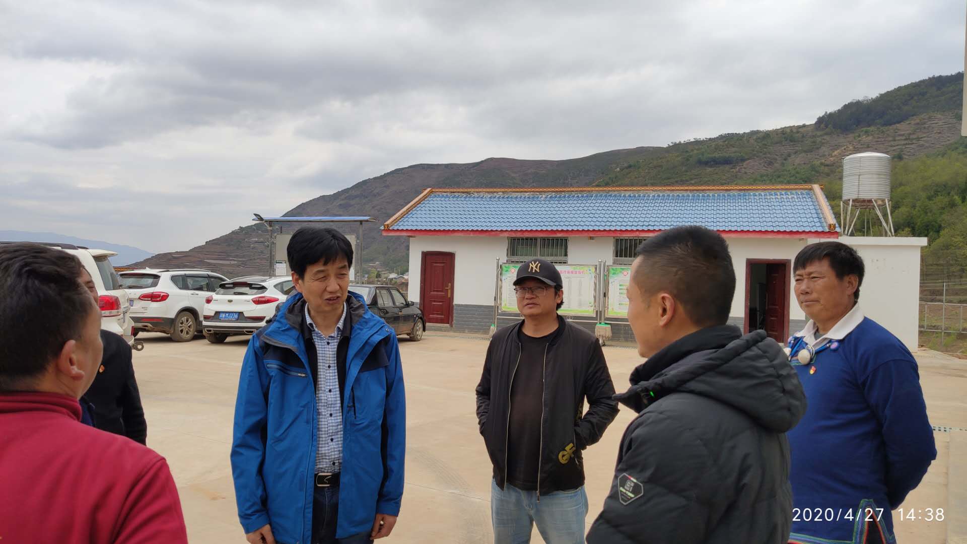 徐育雄副主任率队赴四川省凉山州布拖县调研我市结对